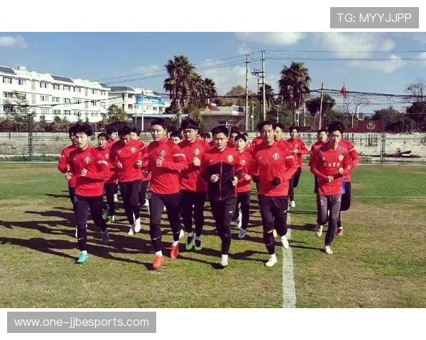 五月六日生日的足球明星们：足坛传奇与新星齐聚一堂