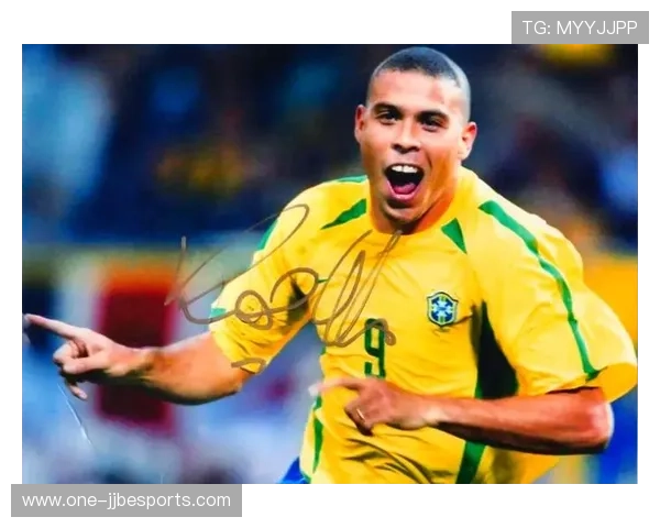 足球历史上最伟大球员的诞生与传奇成就全解析 足球历史上最伟大球员的诞生与传奇成就全解析