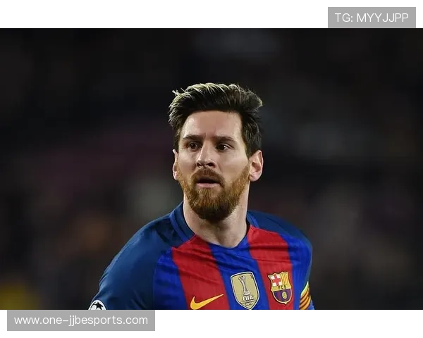 足球场上无可匹敌的超级球星引领时代风潮成就历史伟大传奇